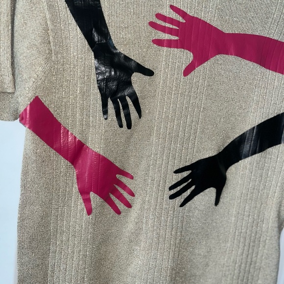 Golden shimmery top with Yonce inspired design - Picture 8 of 13